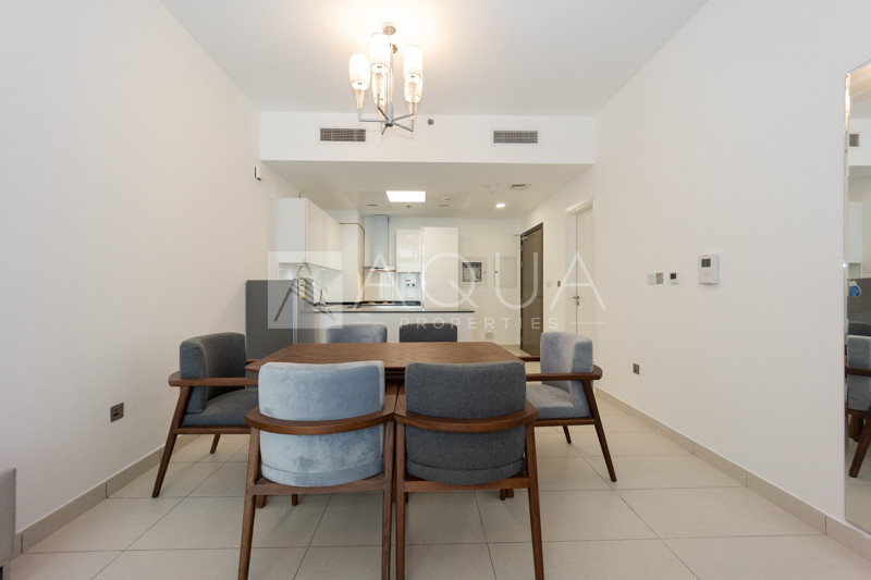 Exclusive l Spacious Unit l Partial Sea View