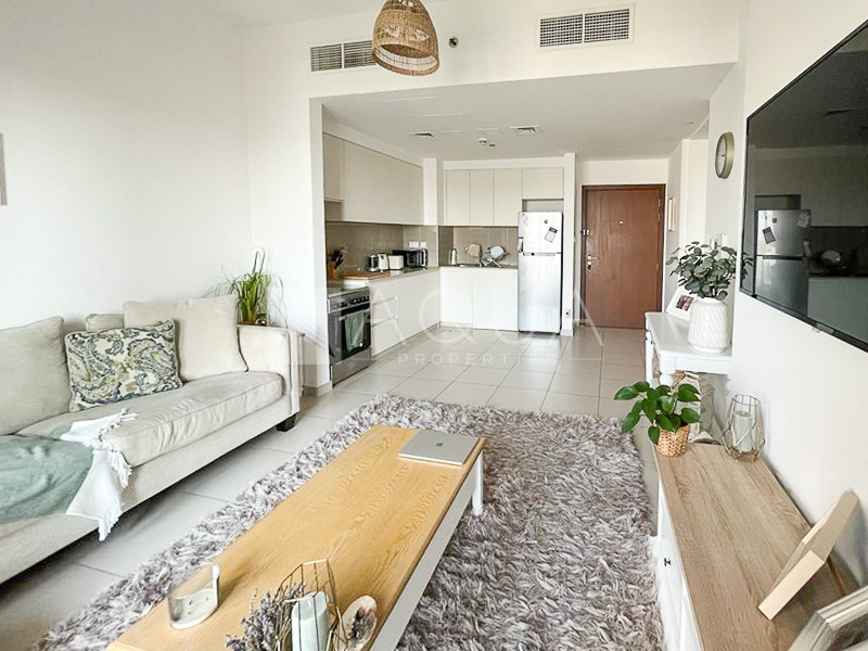 Well Maintained | Bright Unit | Unfurnished