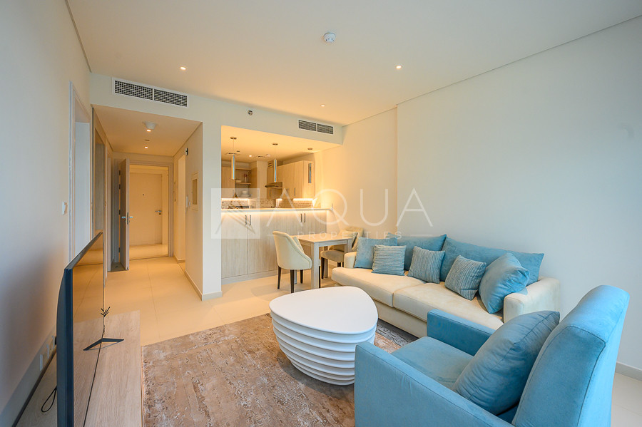 Best Price I Acceptance of Multiple Cheques | High Floor | Furnished