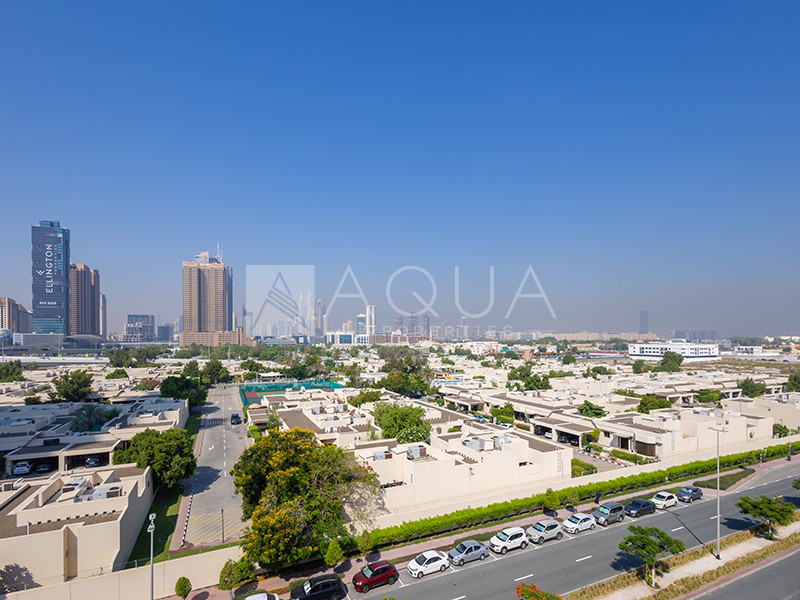 UPGRADED & FURNISHED l BEST UNIT l OWNER OCCUPIED