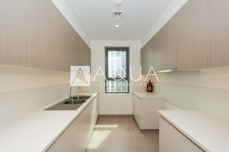 Exclusive | Tenanted | Boulevard View | Mid Floor