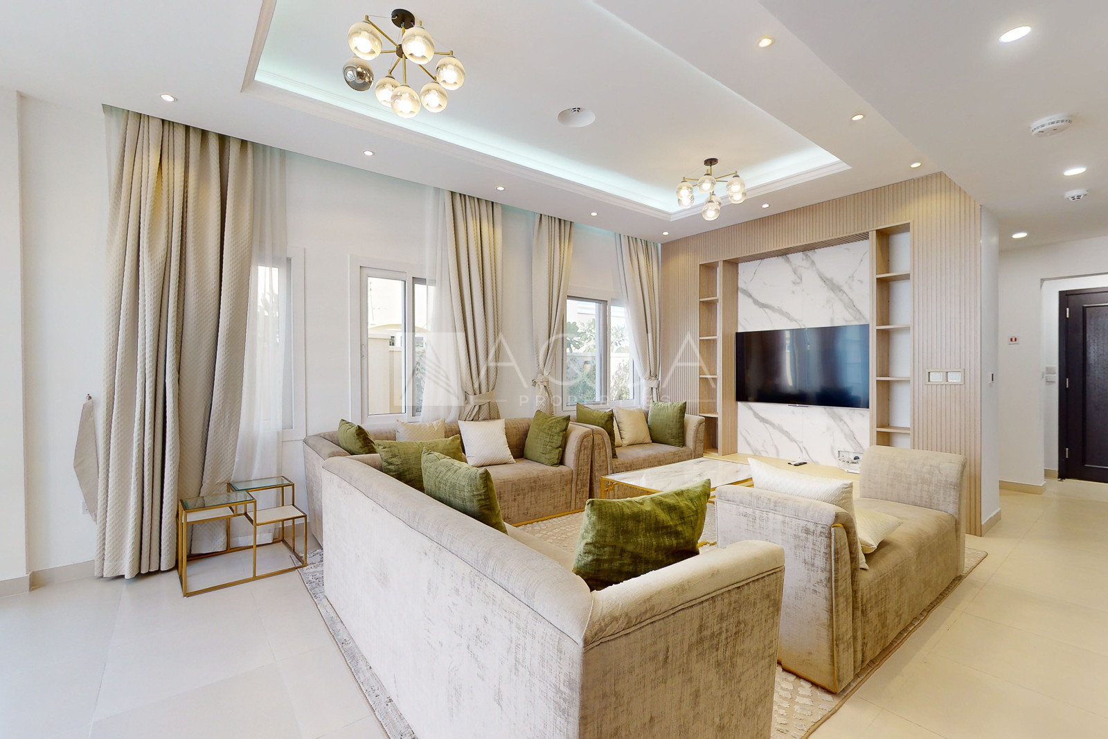 END CORNER | FURNISHED | EXTENDED | VOT 