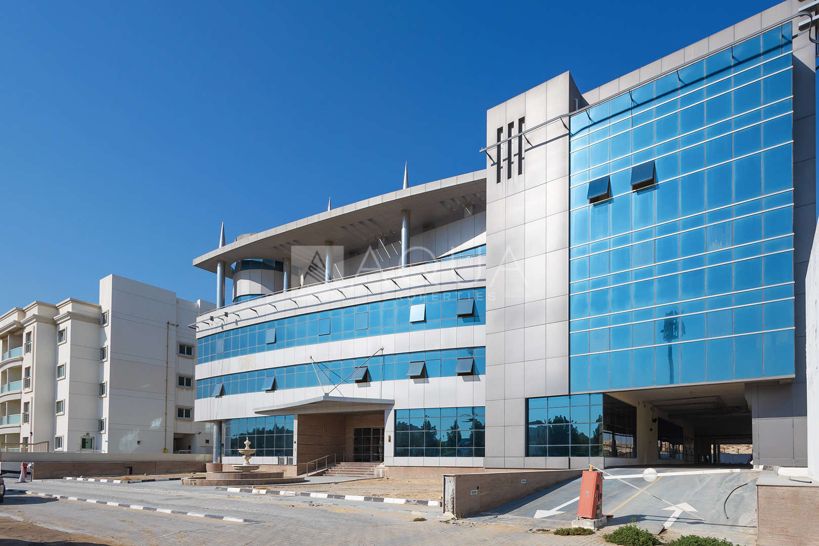 Prime Retail Space for Rent in 80 Park | High Footfall