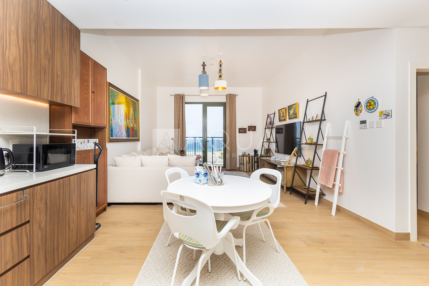 Stunning Beach Views | Beautifully Furnished