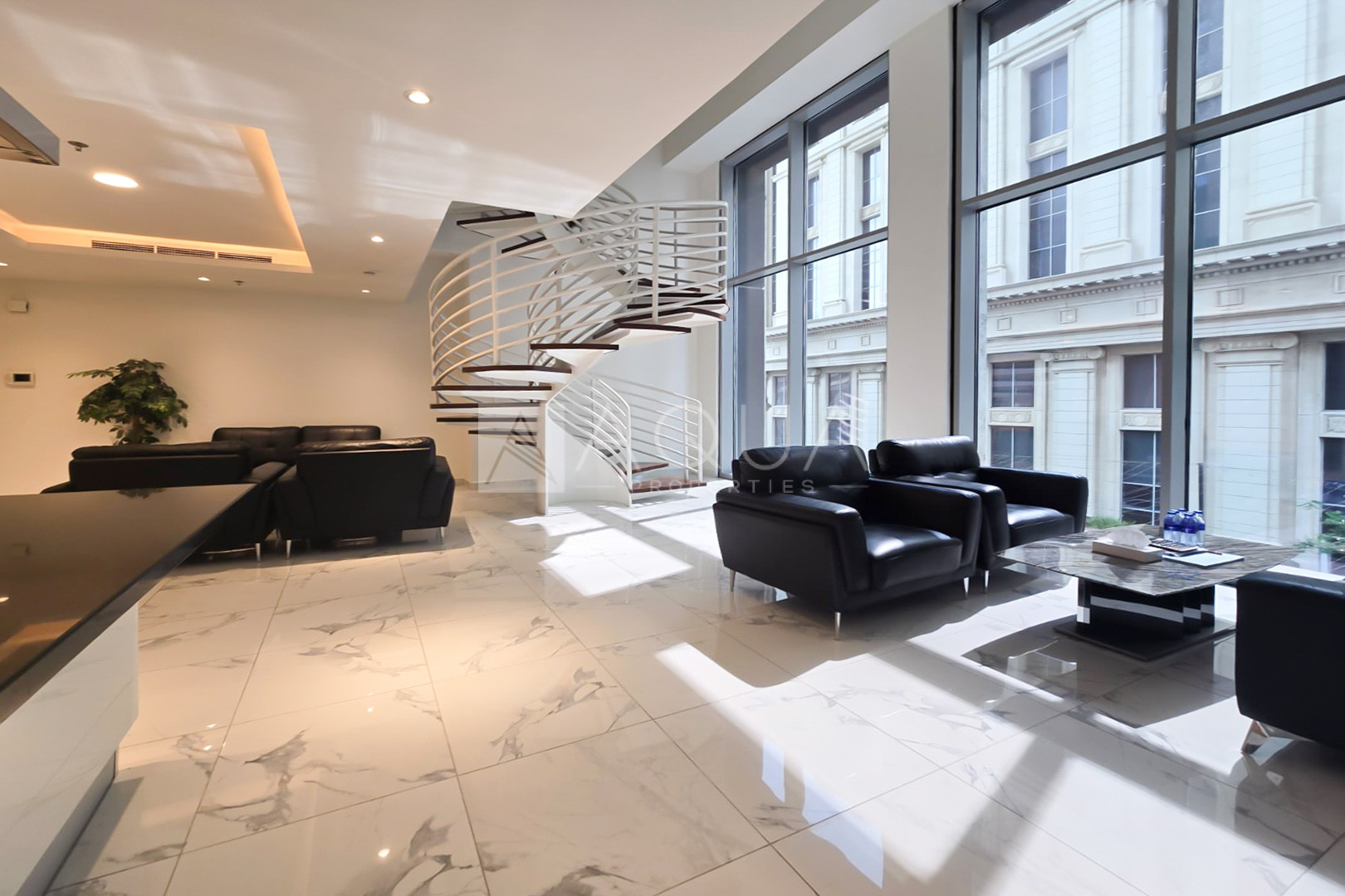 Luxury office | Vibrant | Next to Canal 