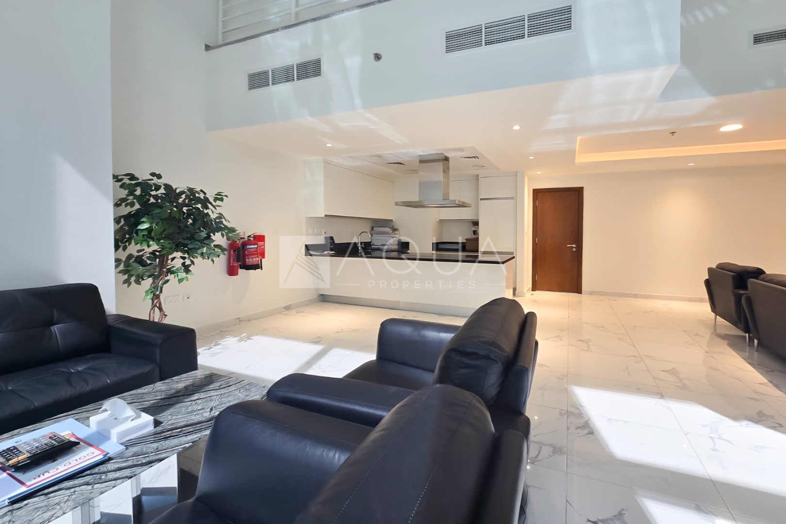 Luxury office | Vibrant | Next to Canal 