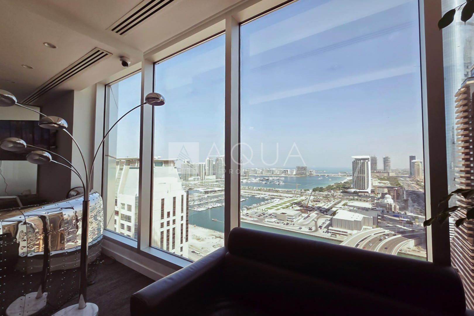 Panoramic View | Vibrant | High Quality 