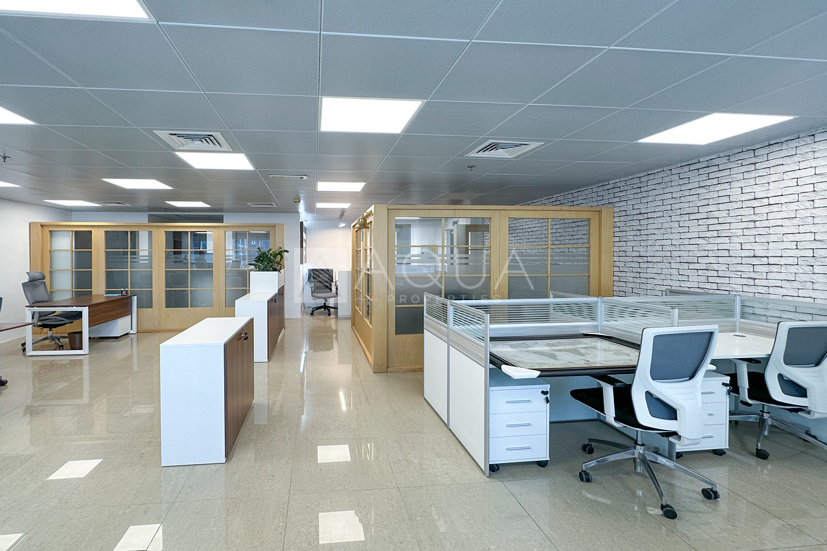 Luxury Office | Lake View | Vacant | Close Metro