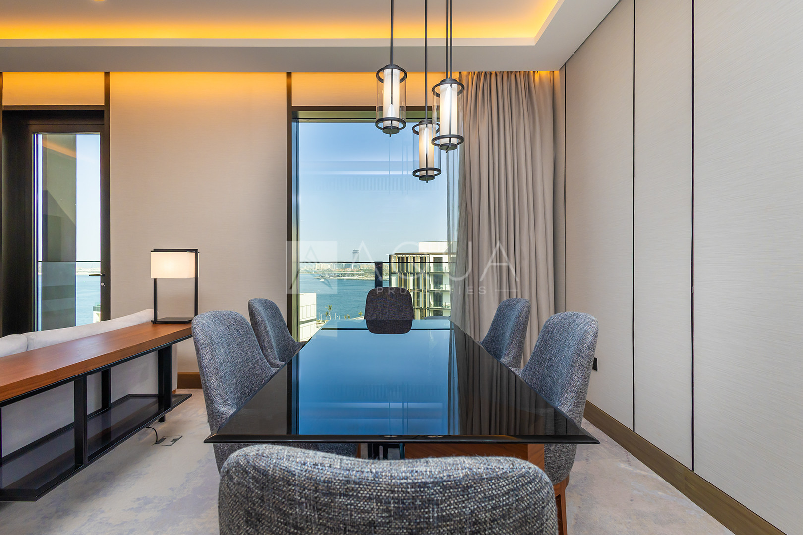 Ready To Move in | Sea View | Bills Inclusive   