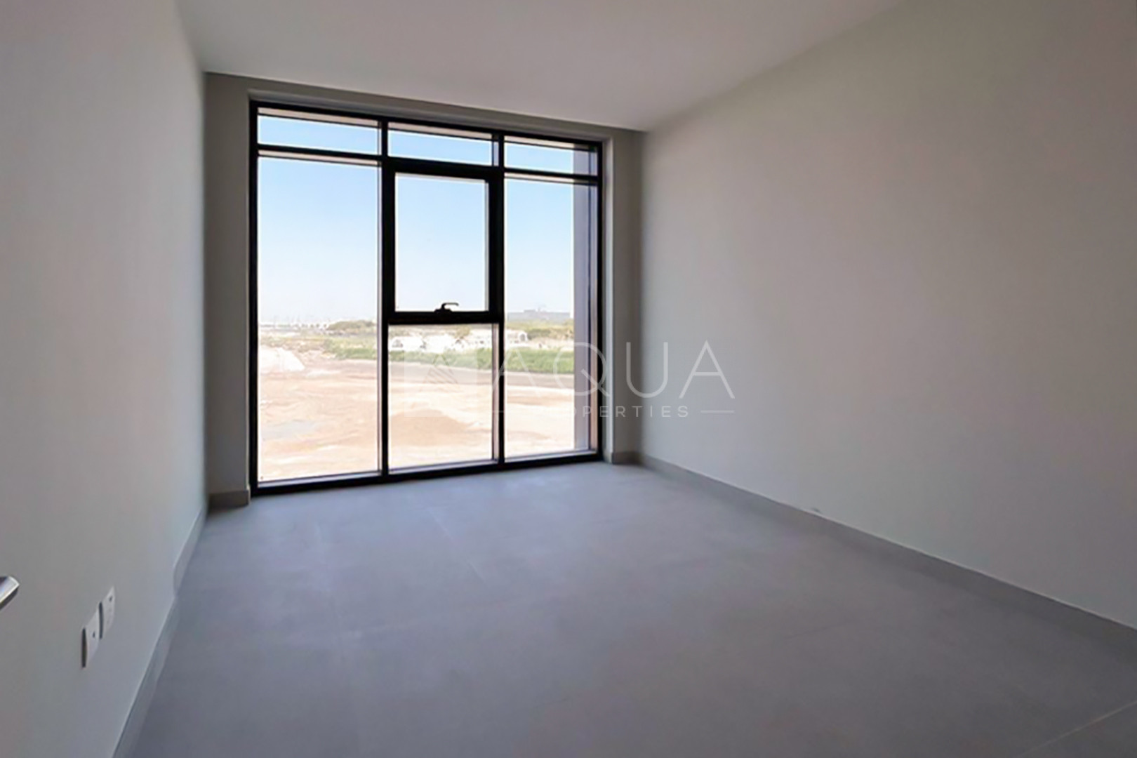 PRIME LOCATION | SPACIOUS UNIT | GENUINE RESALE