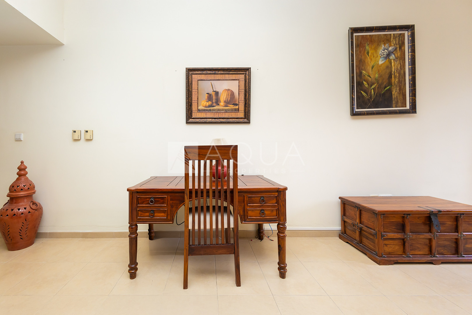 CANAL VIEW | EXCLUSIVE 1 BED | HUGE LAYOUT