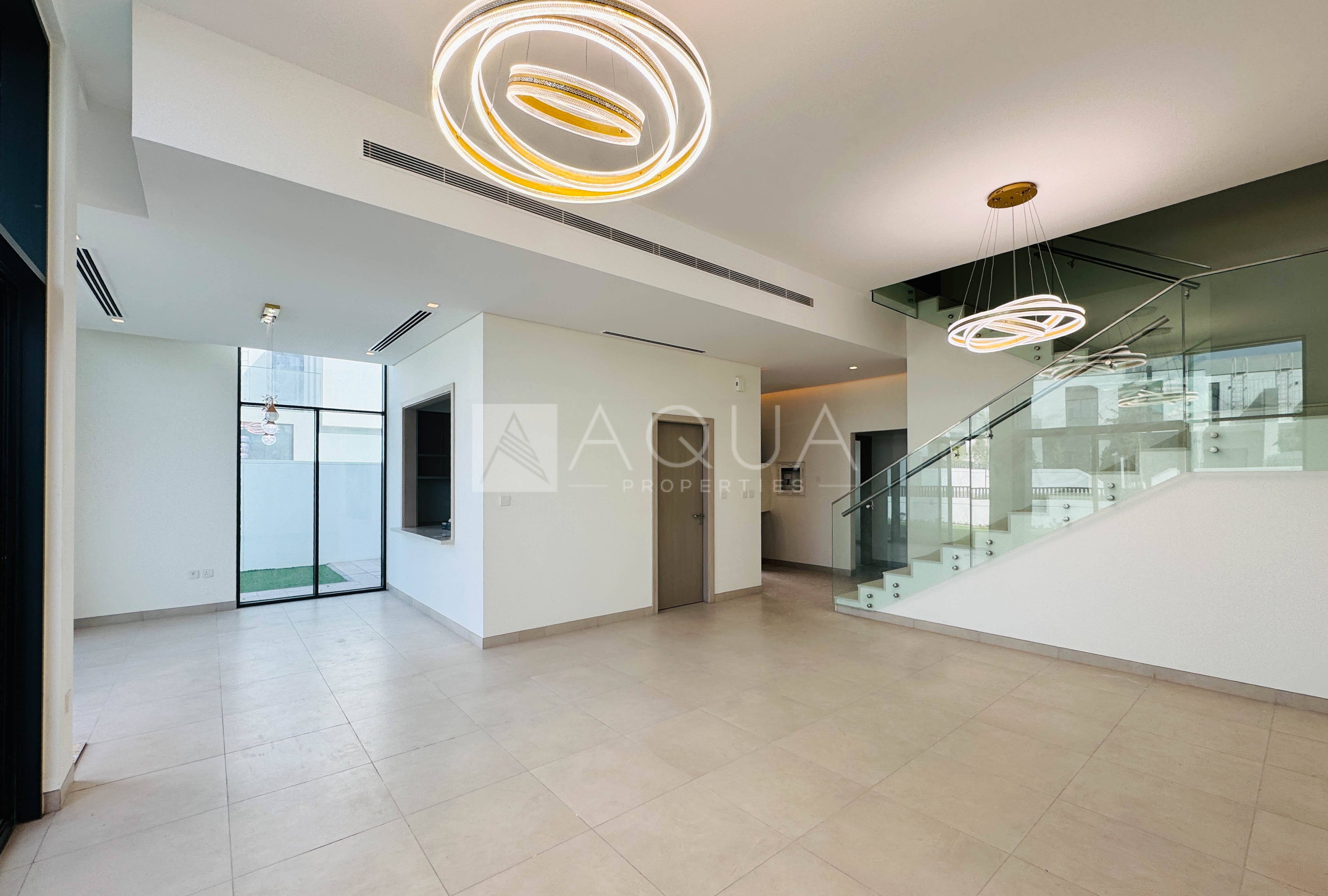 Single Row l Type A l Near Park & Pool    