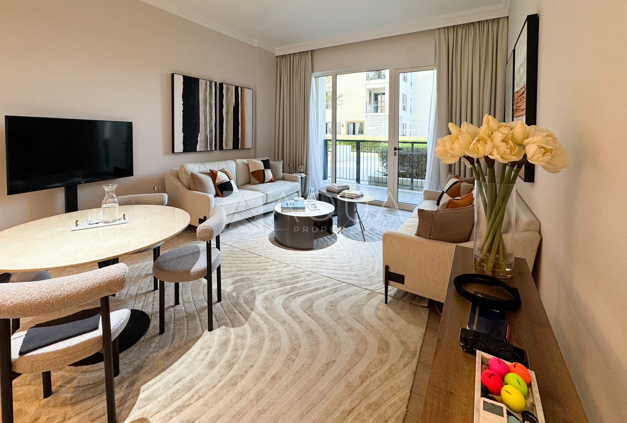 Beautiful 2 Bedroom l Fully Furnished   