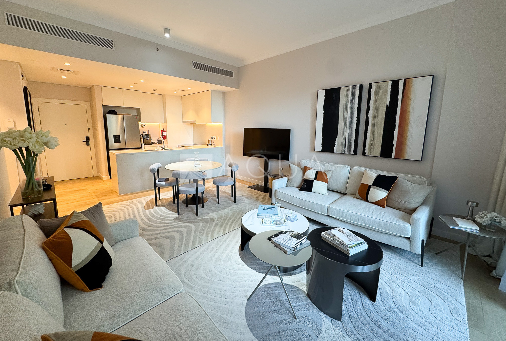 Beautiful 2 Bedroom l Fully Furnished   