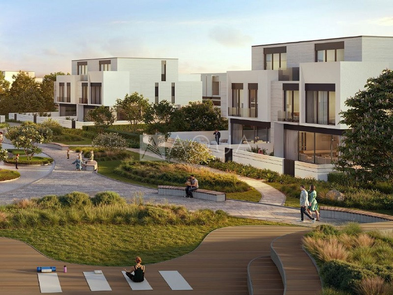 Branded 4 BR Luxury Villa | Premium Location