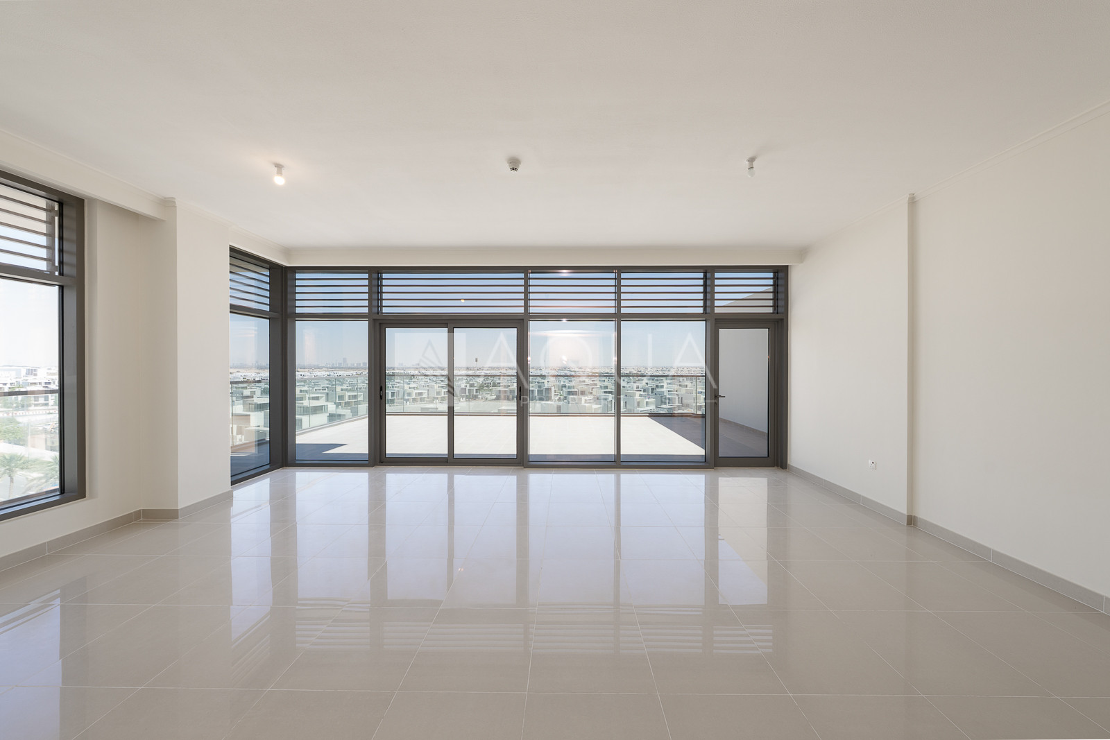 Duplex | Corner Unit | Contemporary       