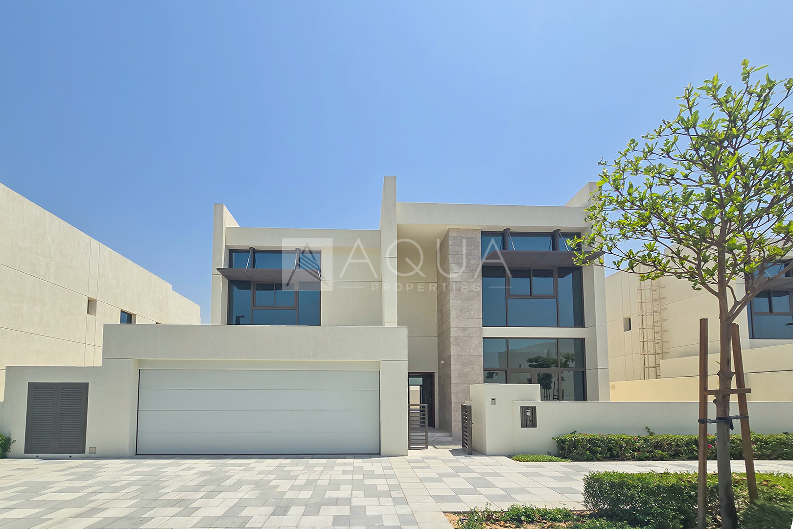 PRIME LOCATION | ESSENCE OF ELITE LIVING