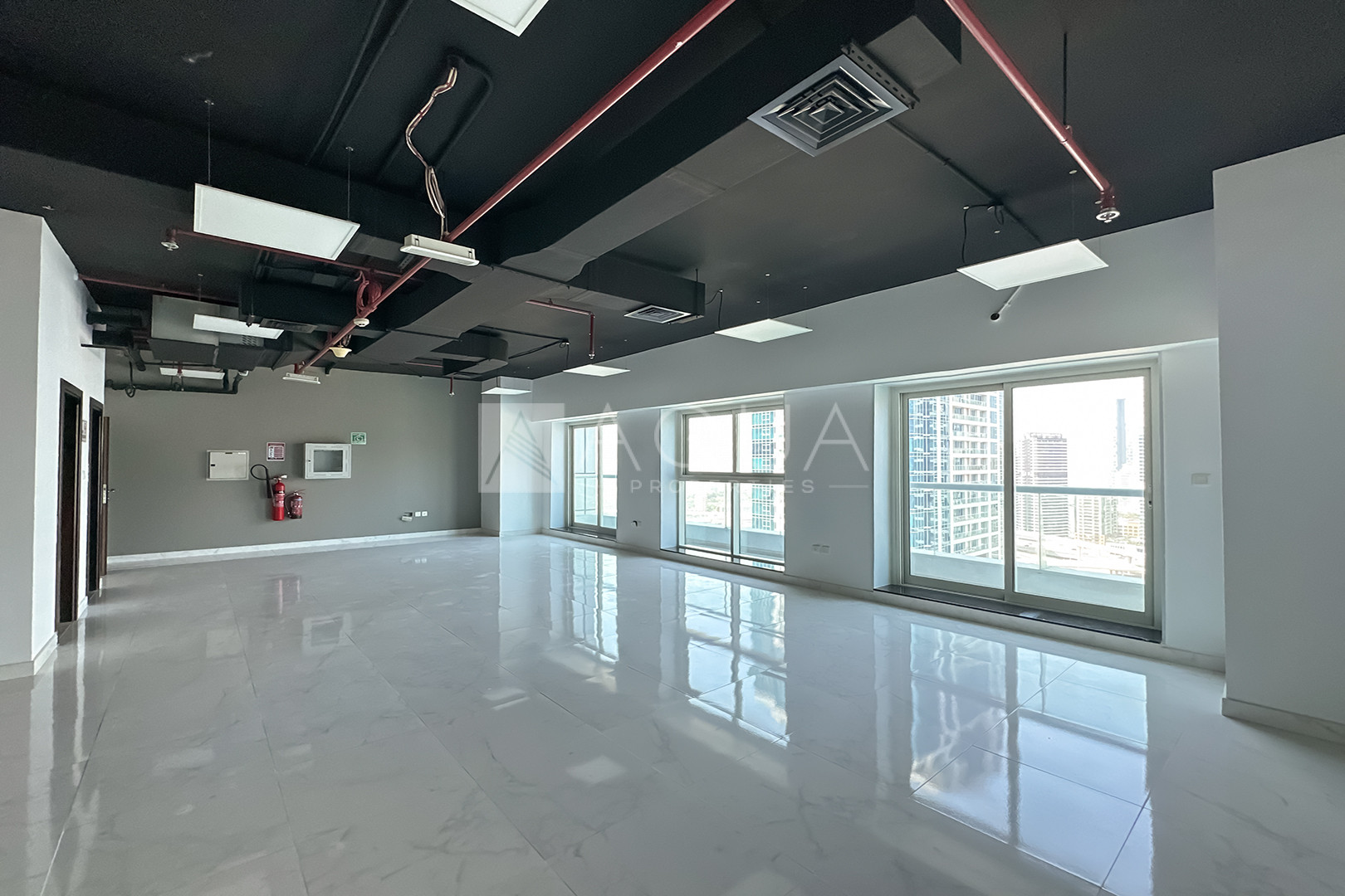 Spacious | Fitted | Amazing Lake View  | DMCC