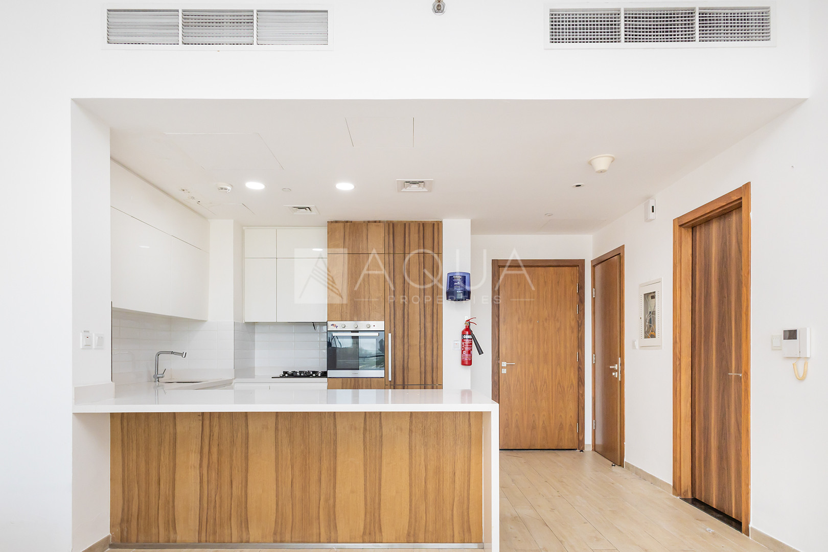 Ready to Move in l Unfurnished l 1BR    