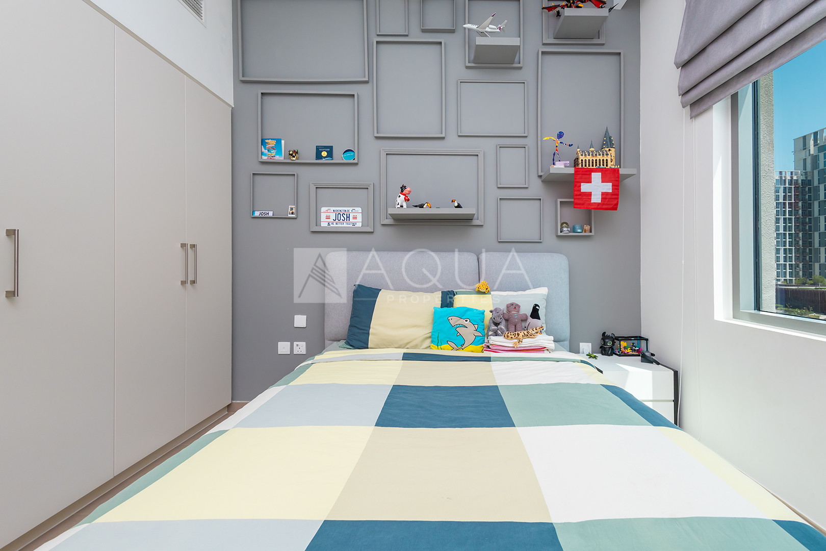 Exclusive | Contemporary | Pool View | Low Floor