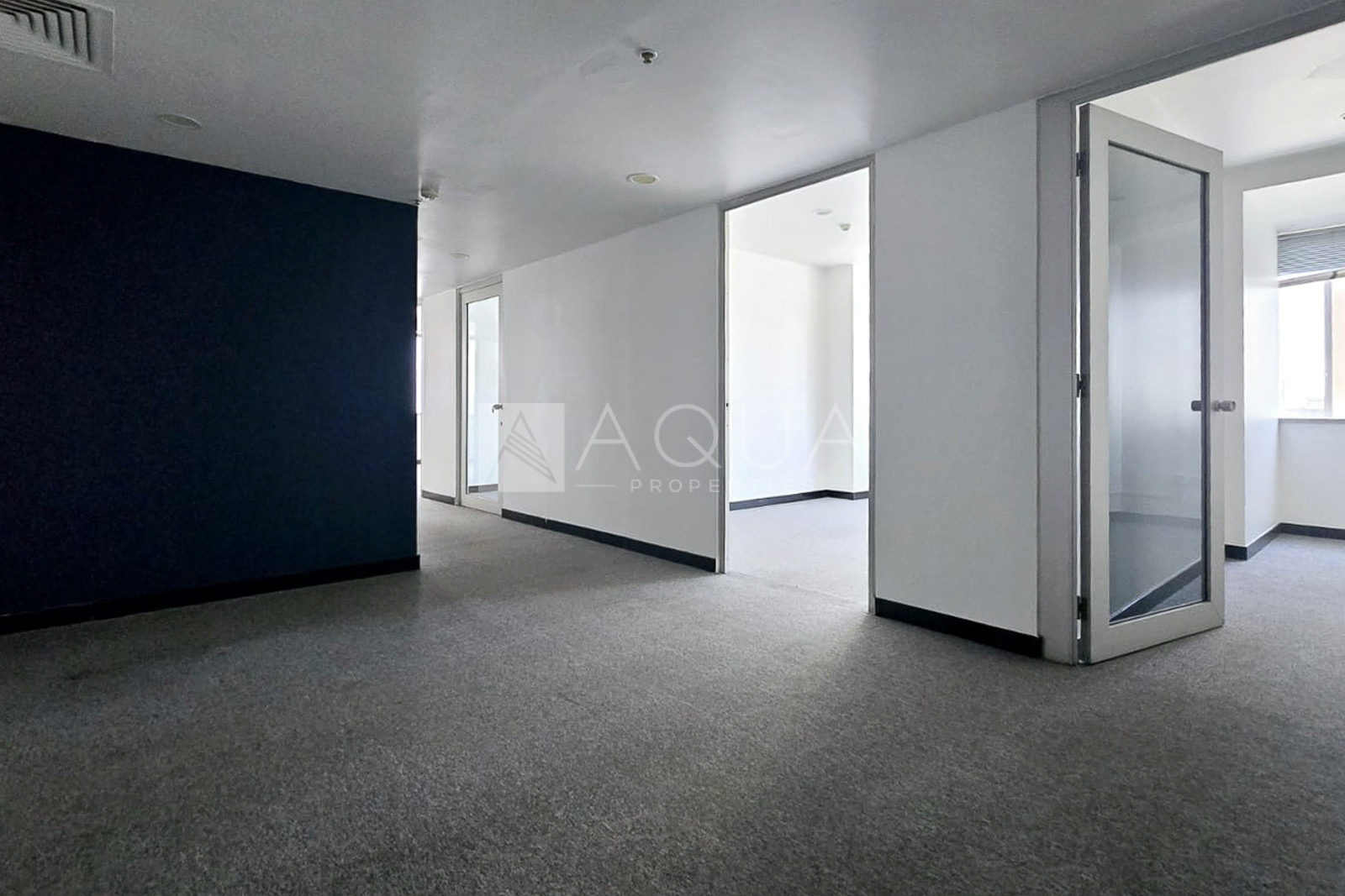 Partitioned office | Close to Metro     