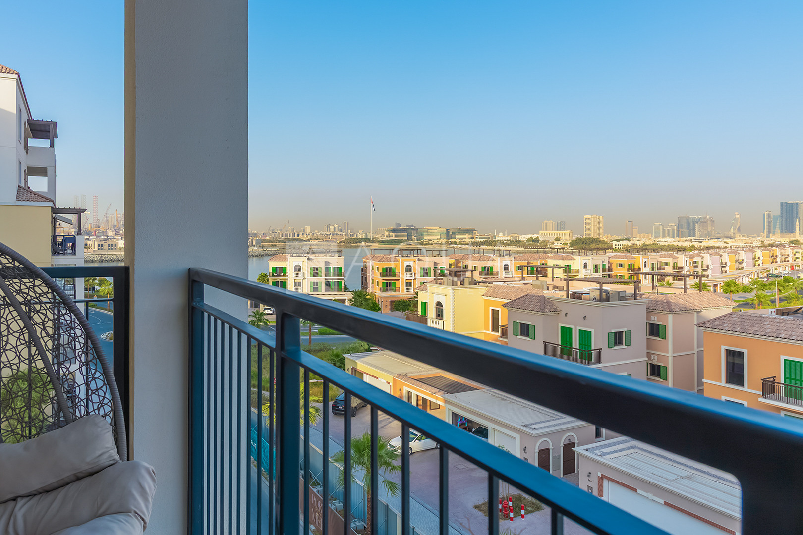 Full City View and Partial Sea View l High Floor