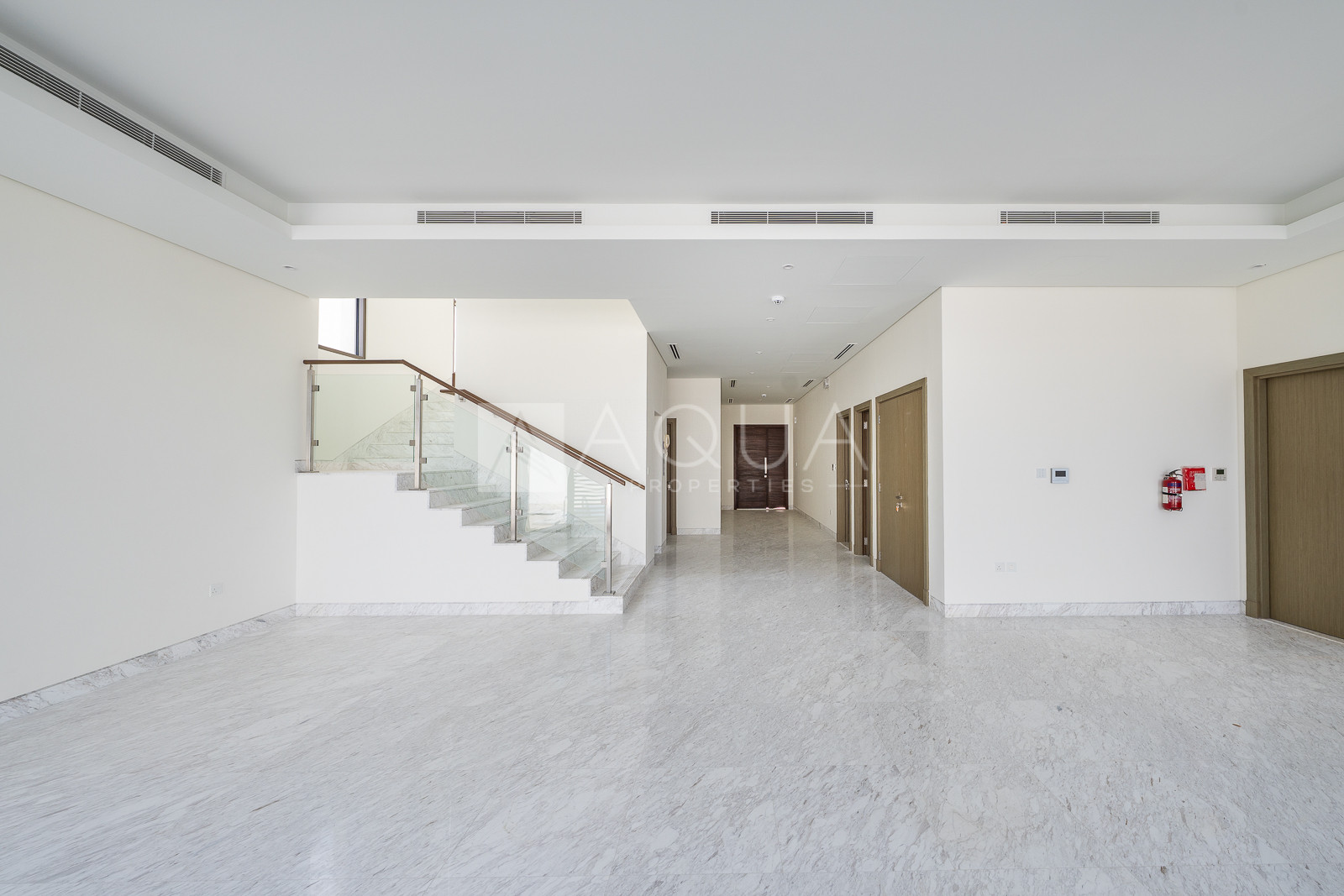 OPULENT LIVING | EXPERIENCE LUXURY | READY