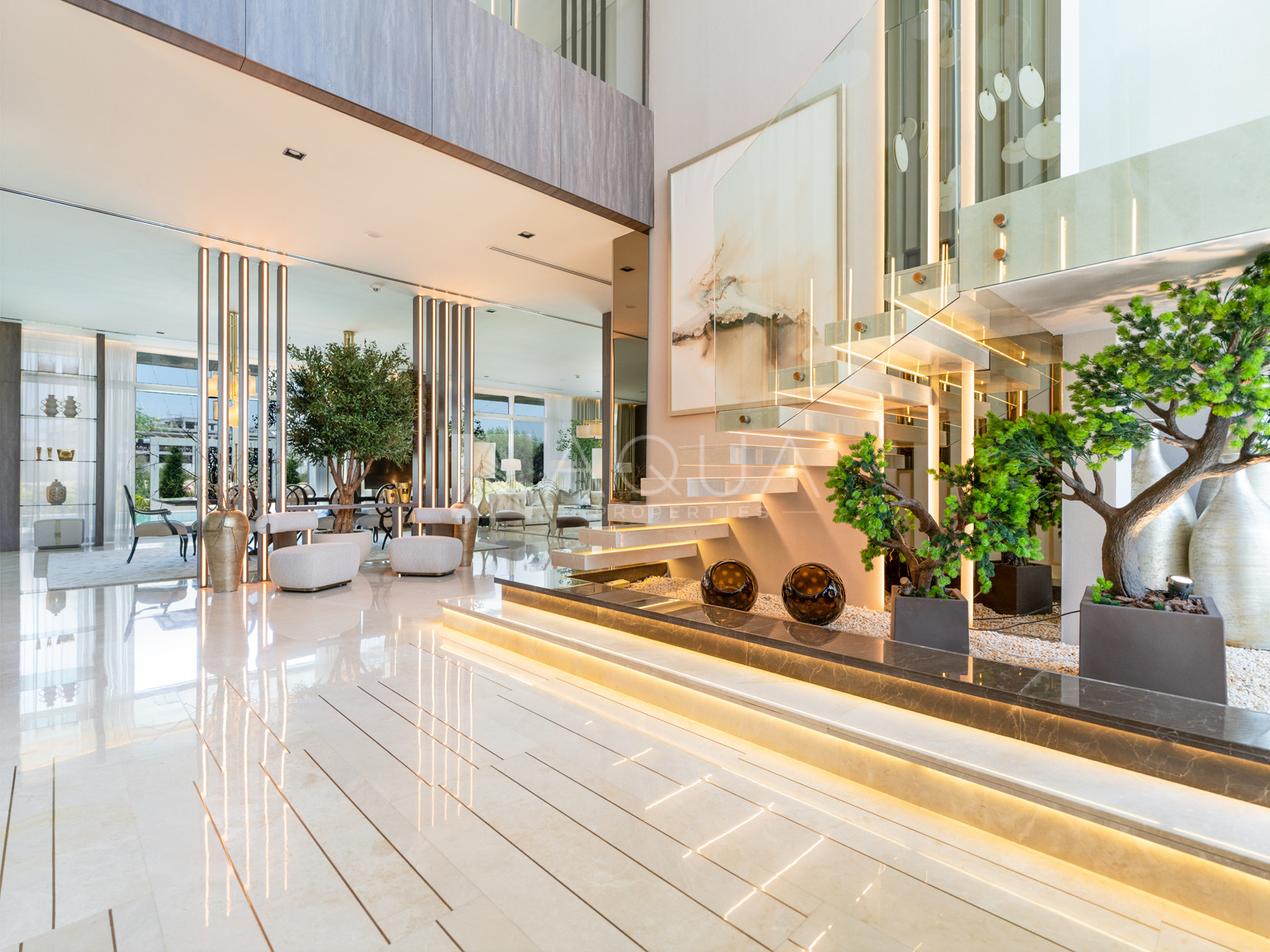 Exclusive Golf Course & Skyline View Villa