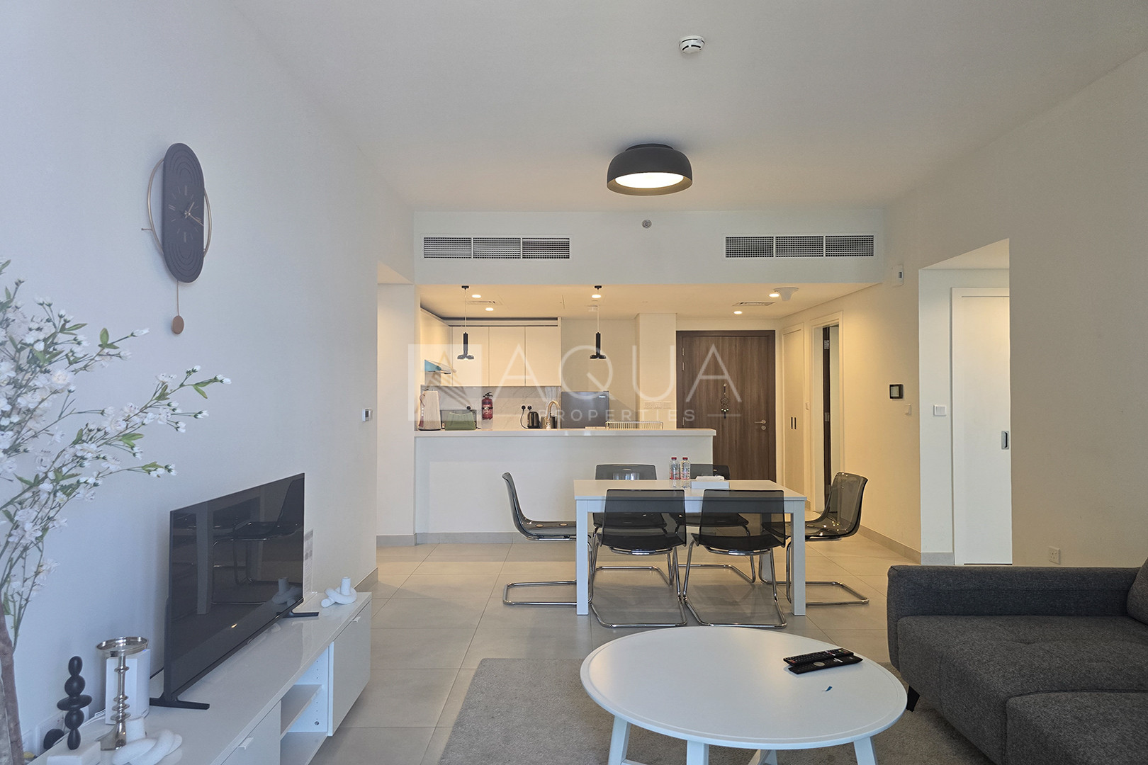 FULLY FURNISHED | PARK VIEW I 4 CHEQUES 