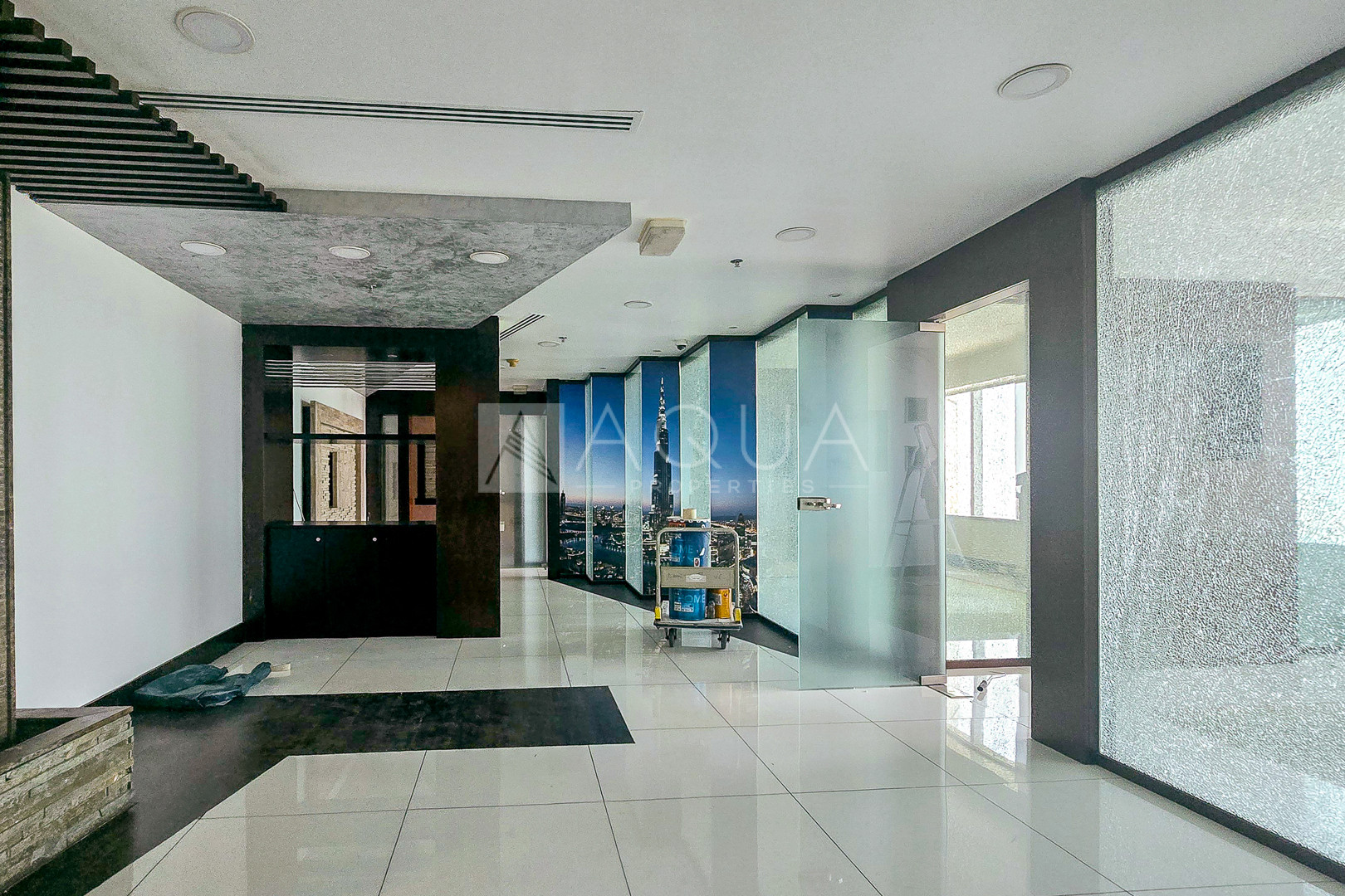 Partitioned office | Close to Metro     