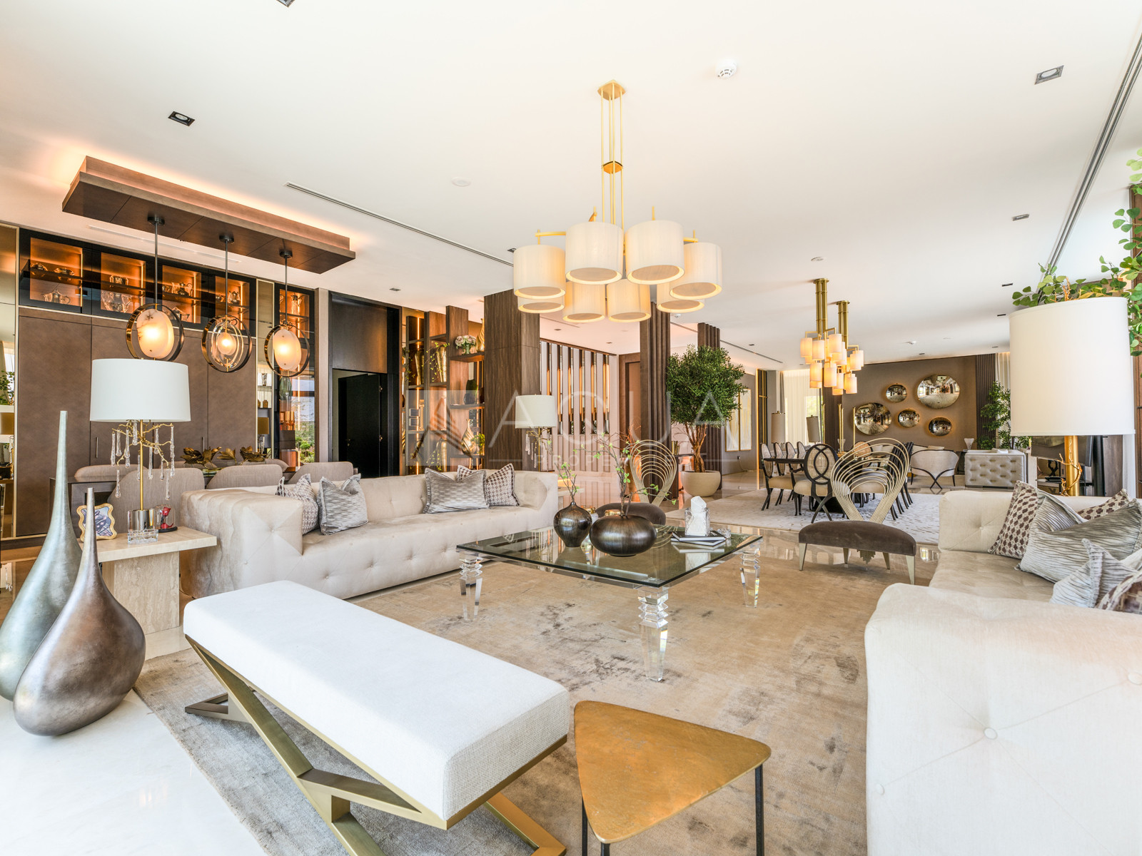 Exclusive Golf Course & Skyline View Villa