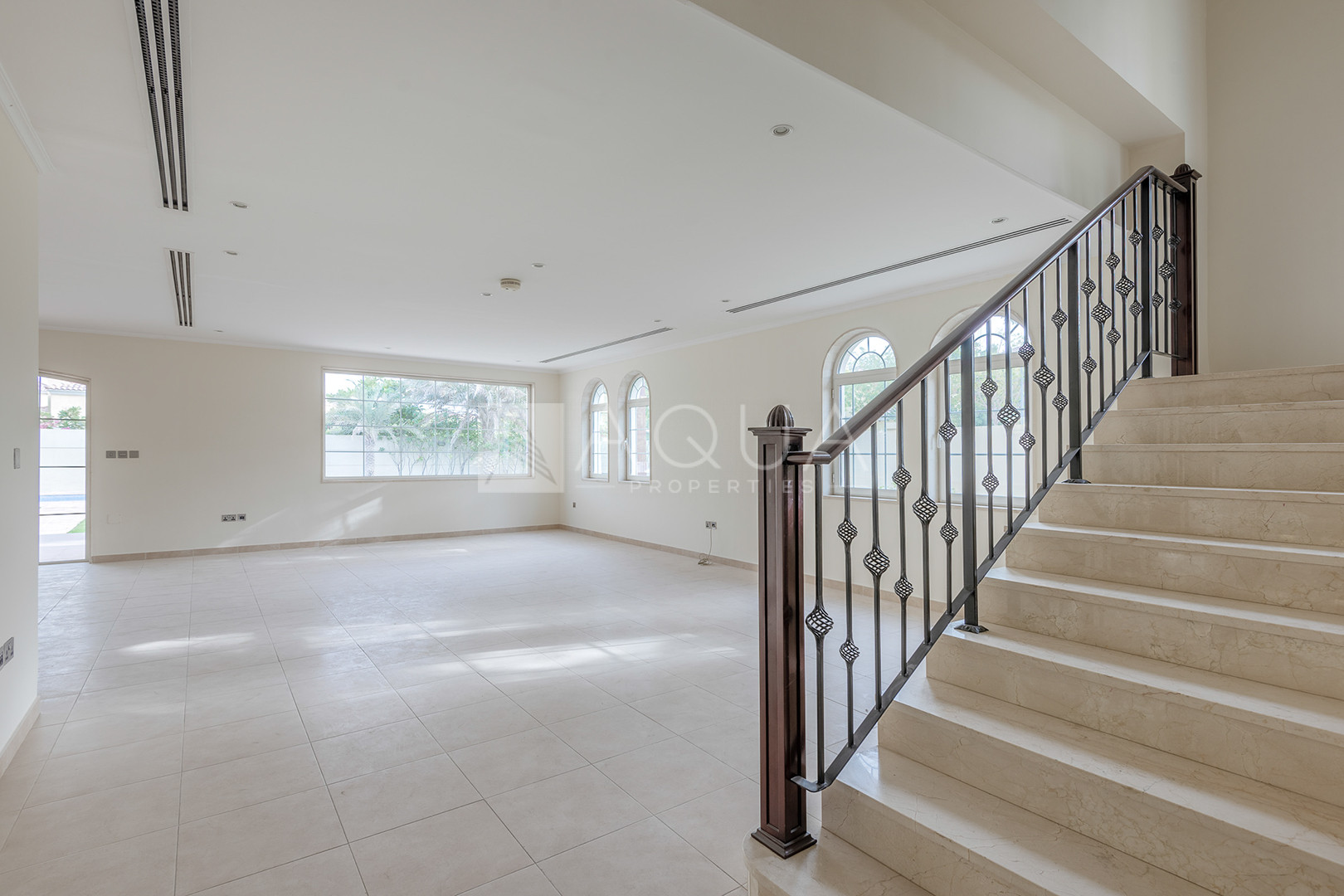 Premium District 4 | Vacant | 4 Bed Legacy Large