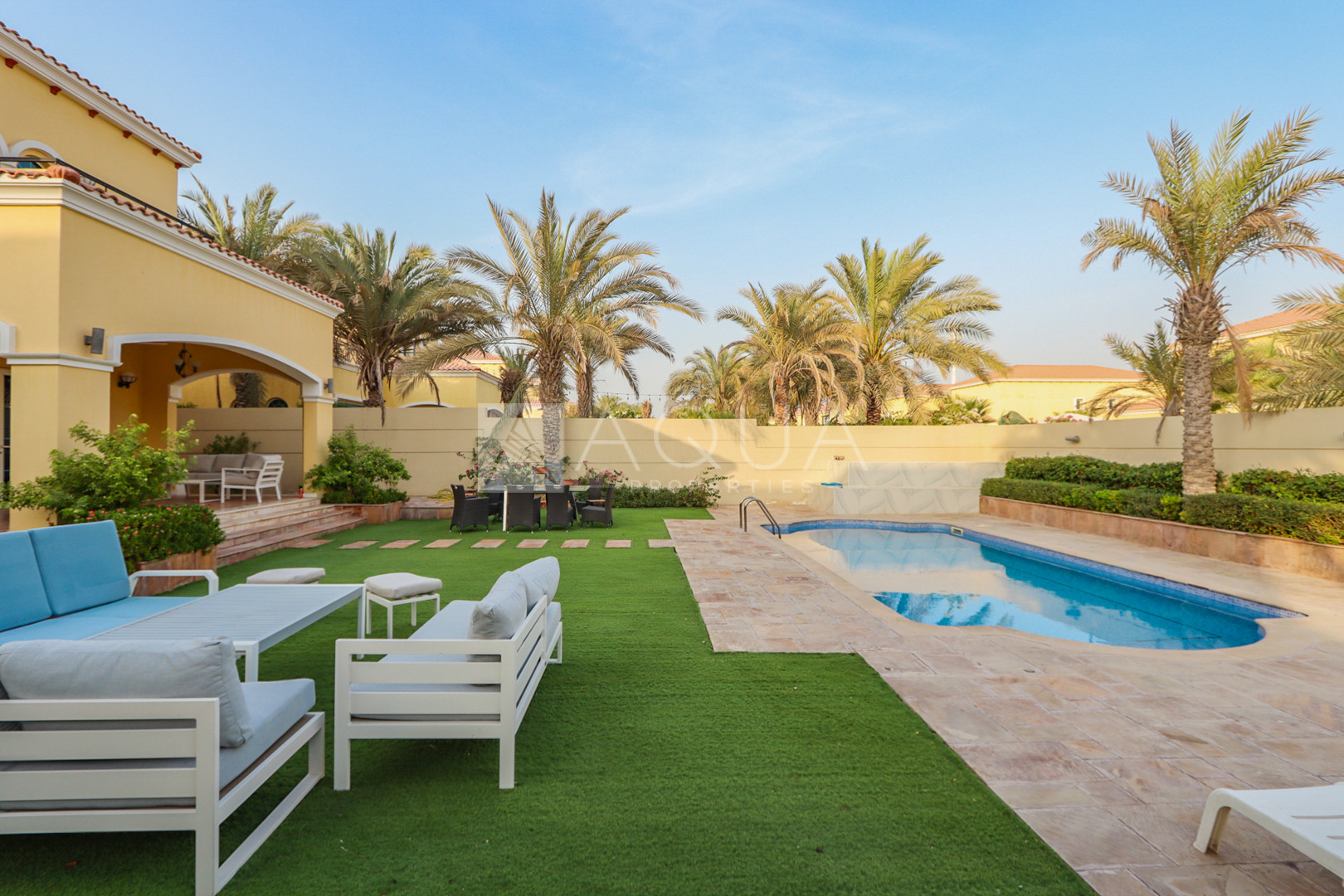 4BR Extended | Premium District 4 | Huge Plot