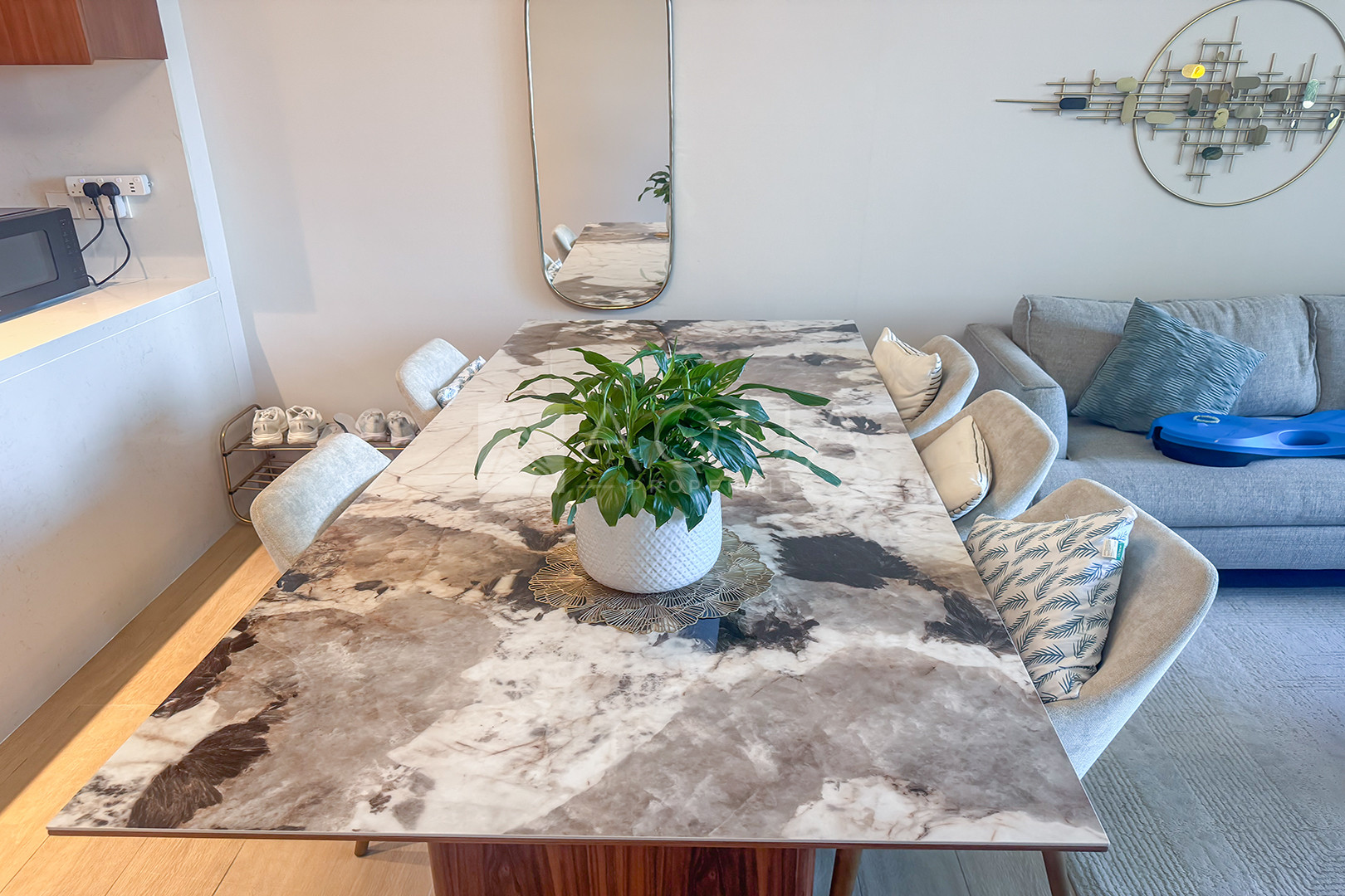 Marina View | Feng Shui Inspired | Vacant 