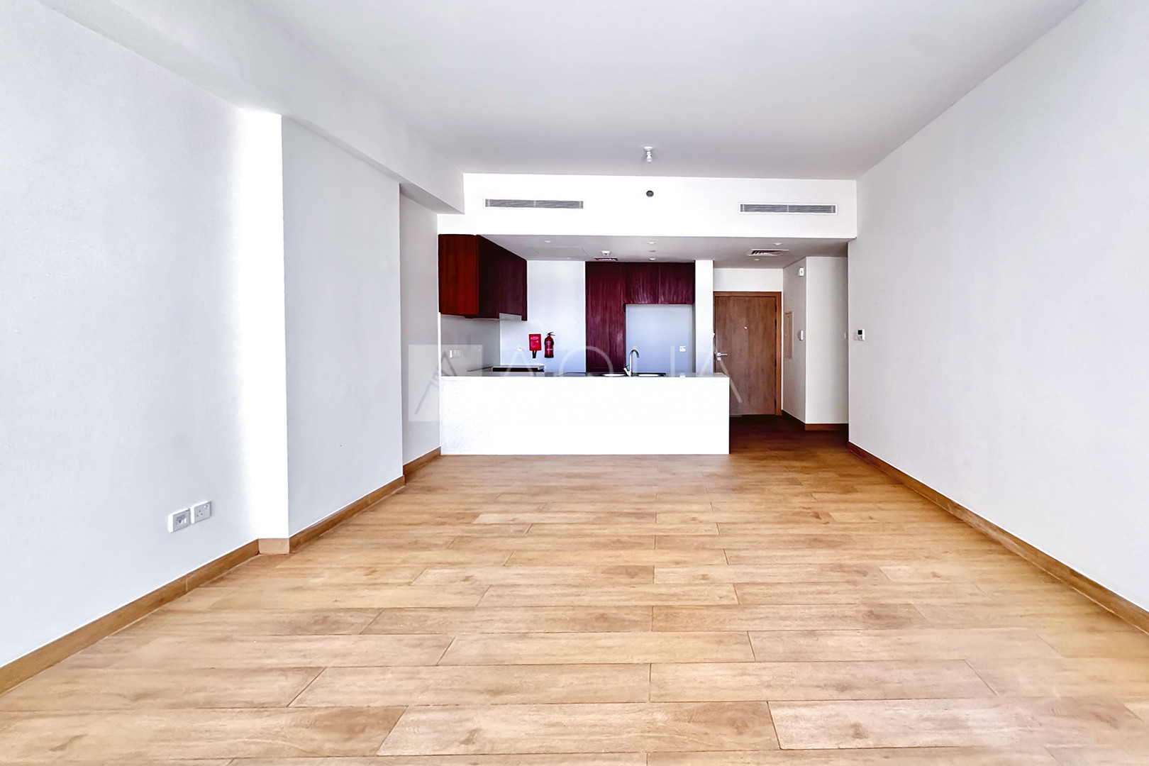 Marina View | Private Beach | Large Balcony 