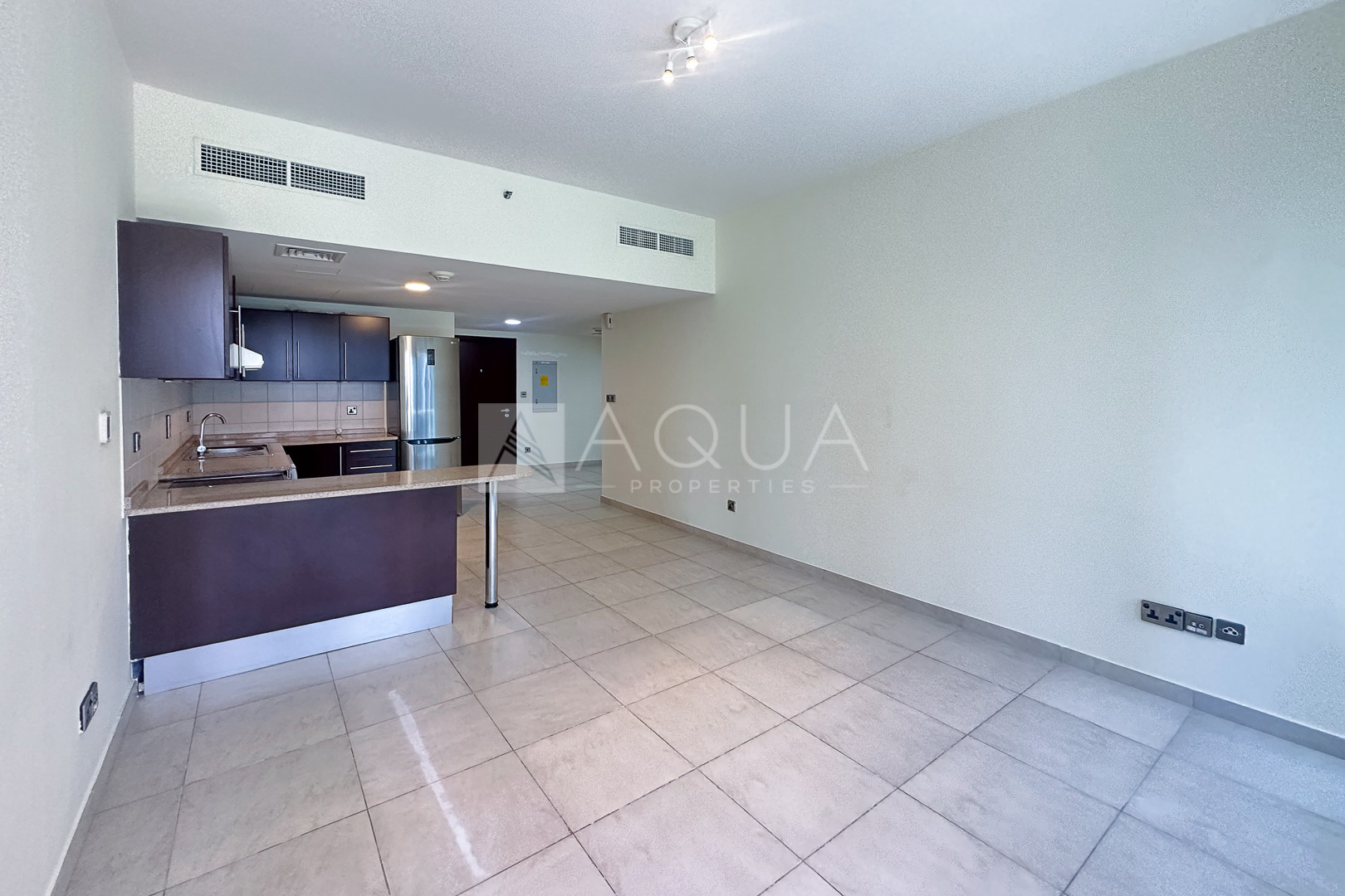 Lake View | Near Metro | Unfurnished