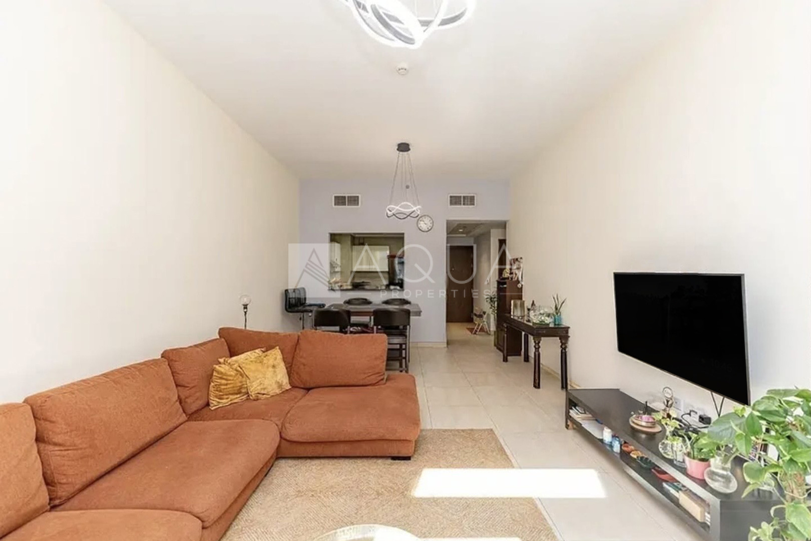 READY TO MOVE | SPACIOUS LAYOUT | NEAR TO METRO