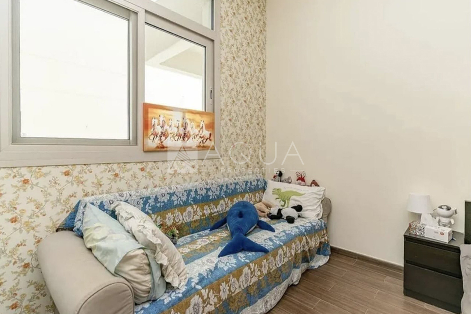 READY TO MOVE | SPACIOUS LAYOUT | NEAR TO METRO