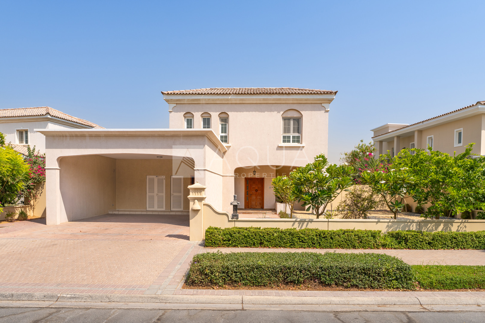 Well Maintained | Huge Plot | Near Pool 