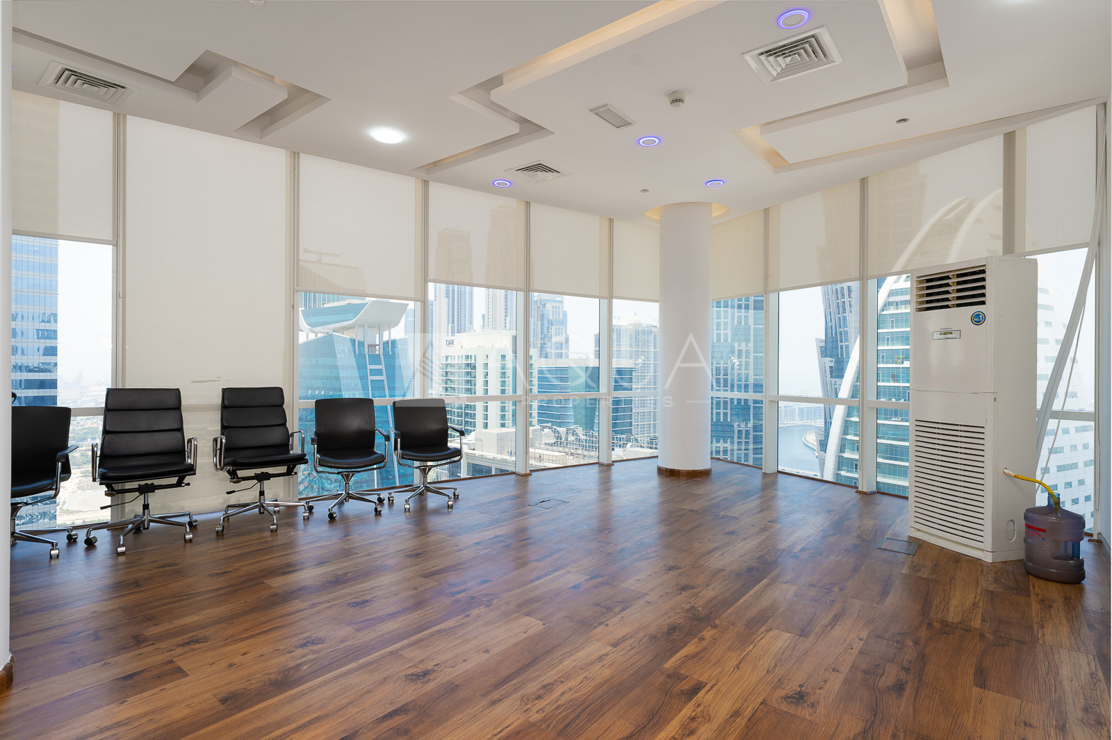 Spacious Office | Park Lane Tower | Near Metro