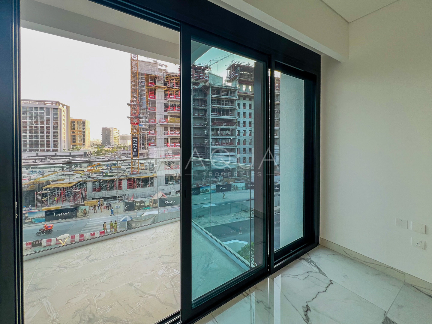 LARGE LAYOUT AZIZI RIVIERA 1BR MEYDAN  