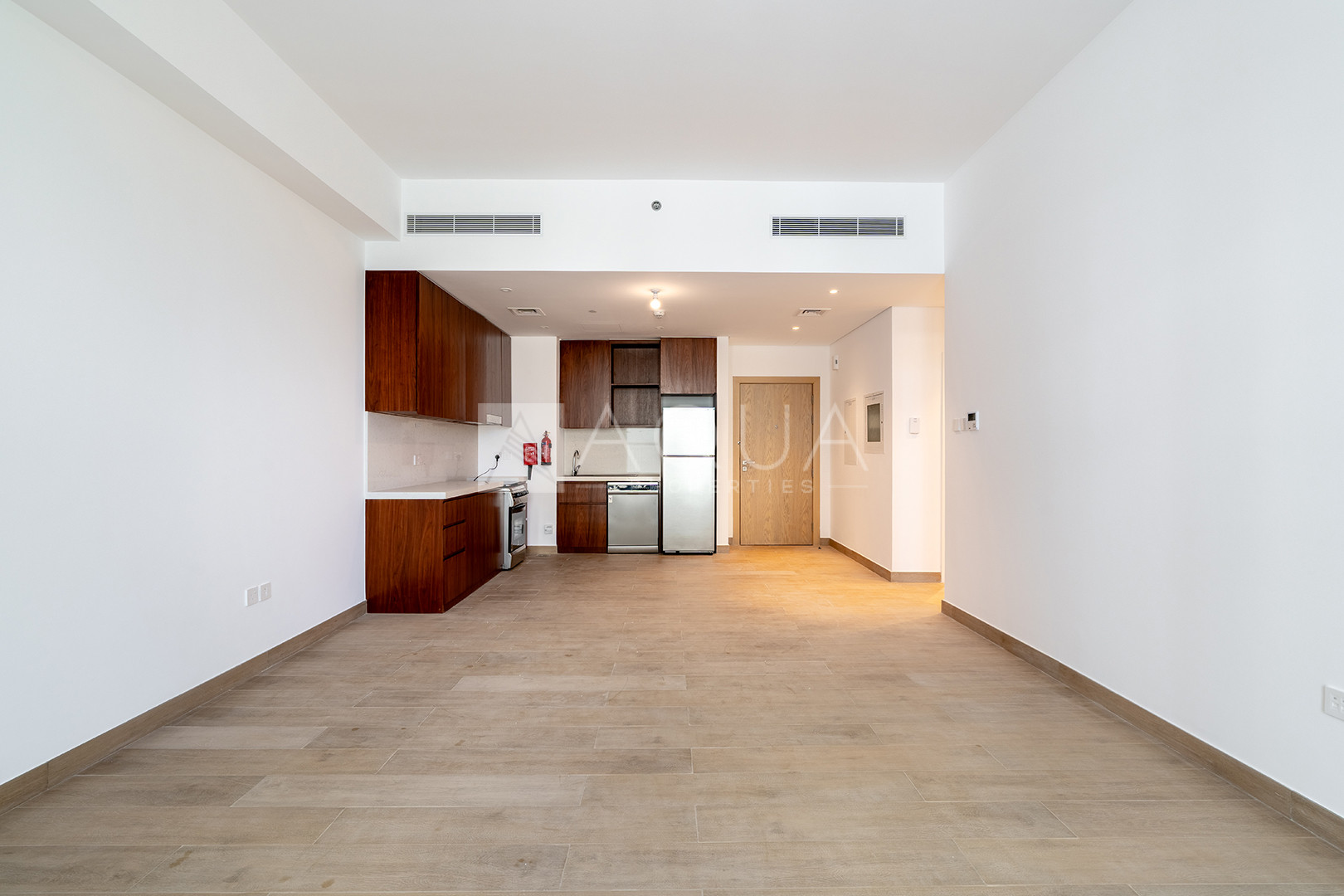 Low Floor  | Unfurnished  | With Appliances