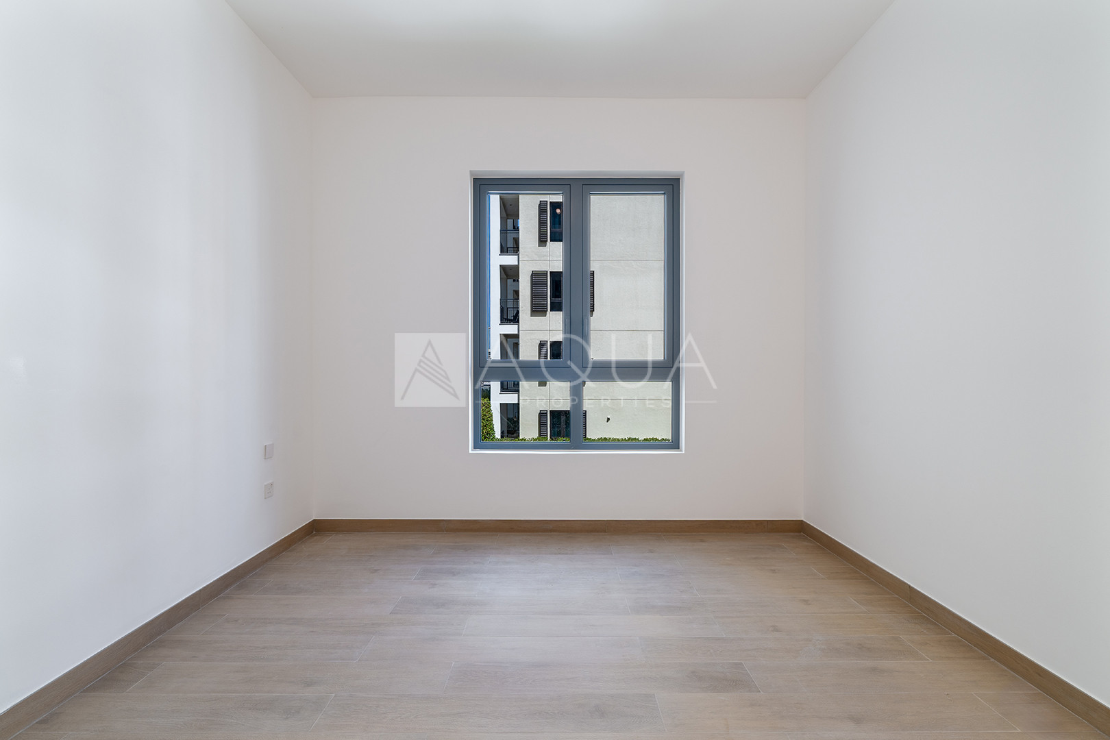 Low Floor  | Unfurnished  | With Appliances