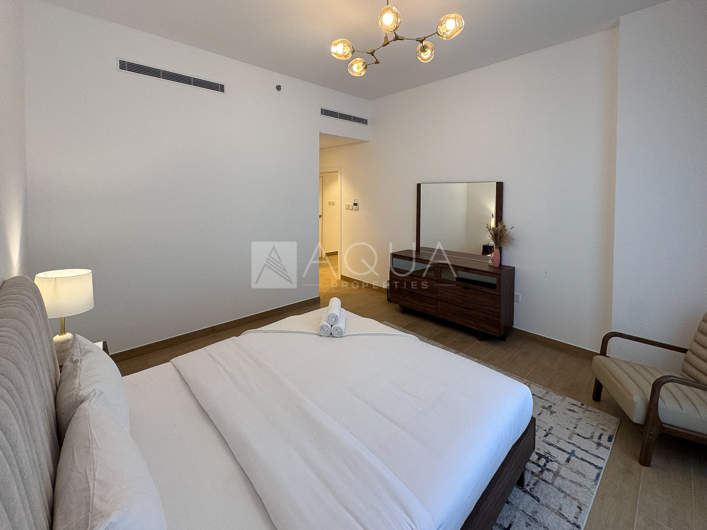 Beautiful Finish | Downtown View | Brand New Unit