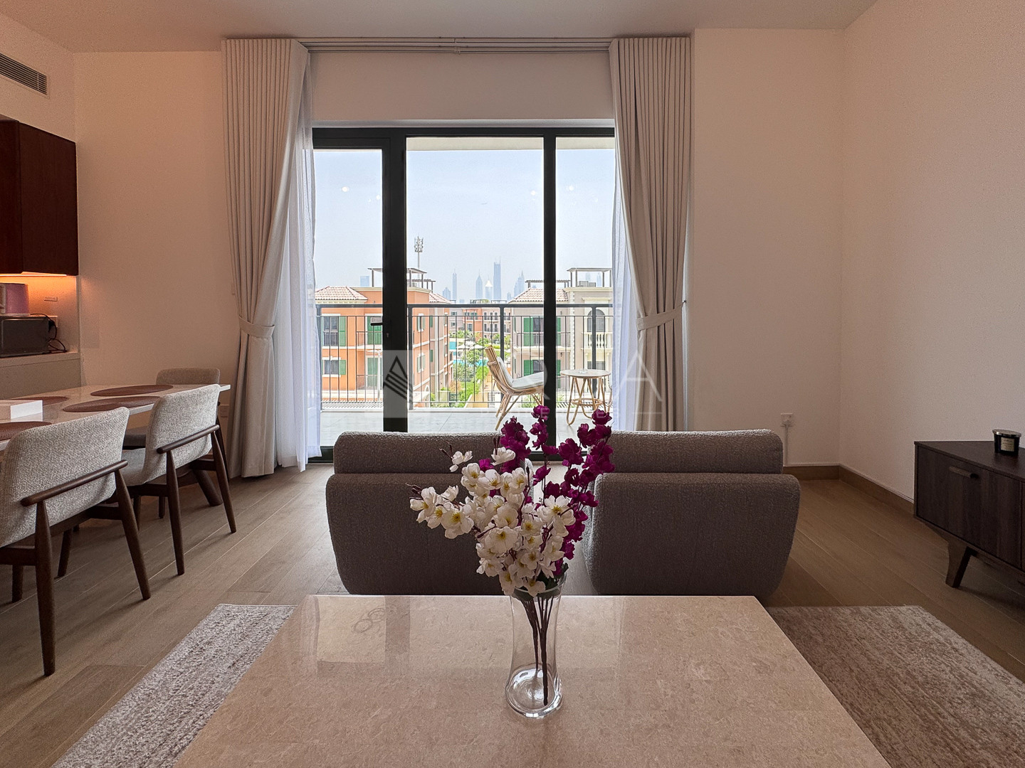 Beautiful Finish | Downtown View | Brand New Unit