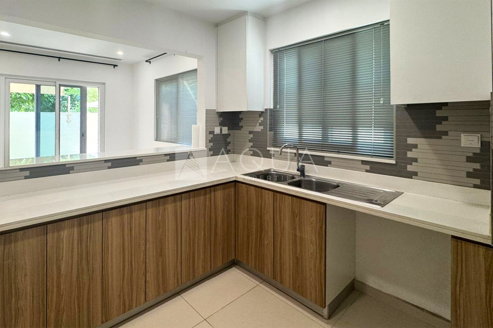 Single Row | Unique Location | Landscaped 