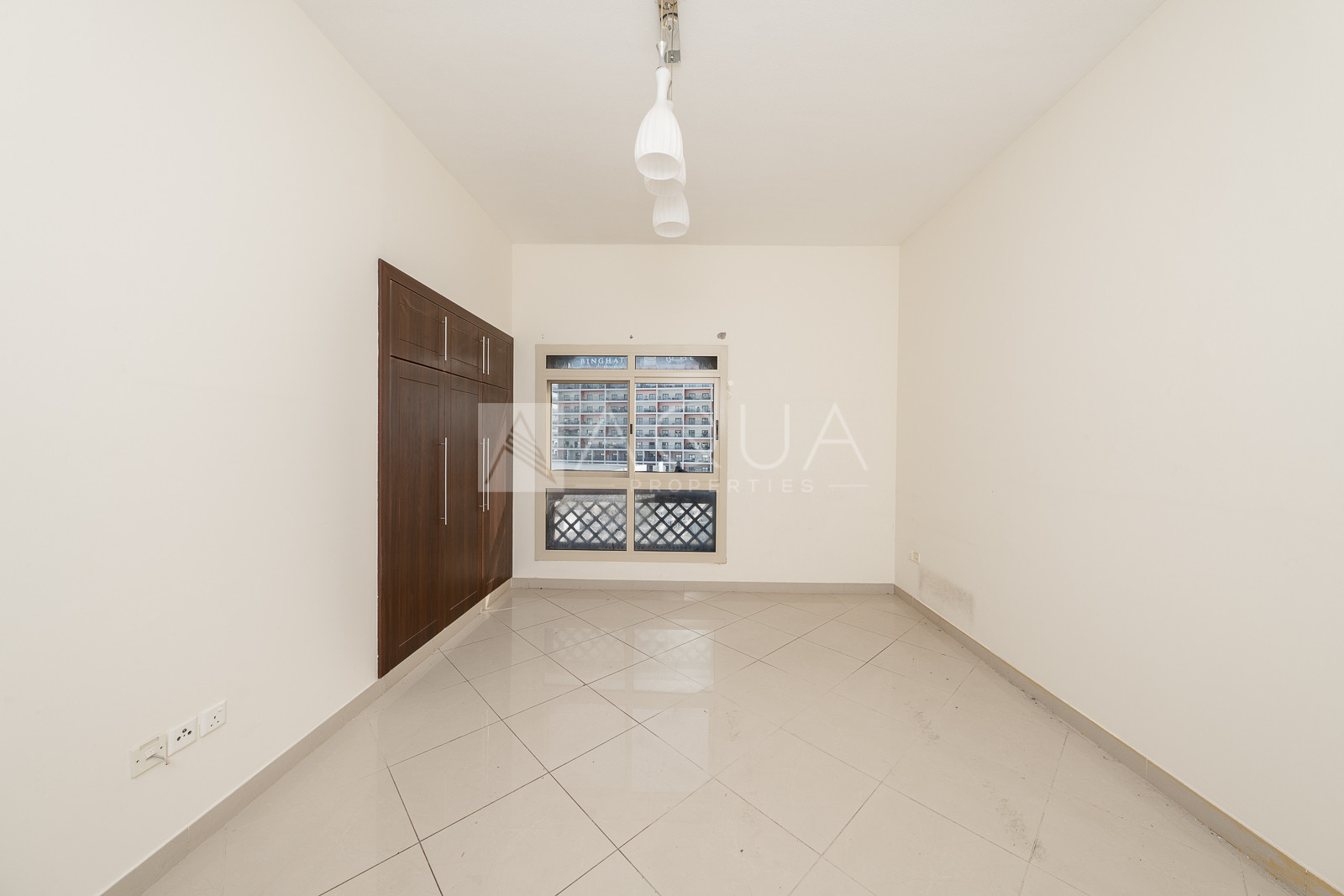 Vacant Spacious 2 Bed + Maid + Laundry l Store 