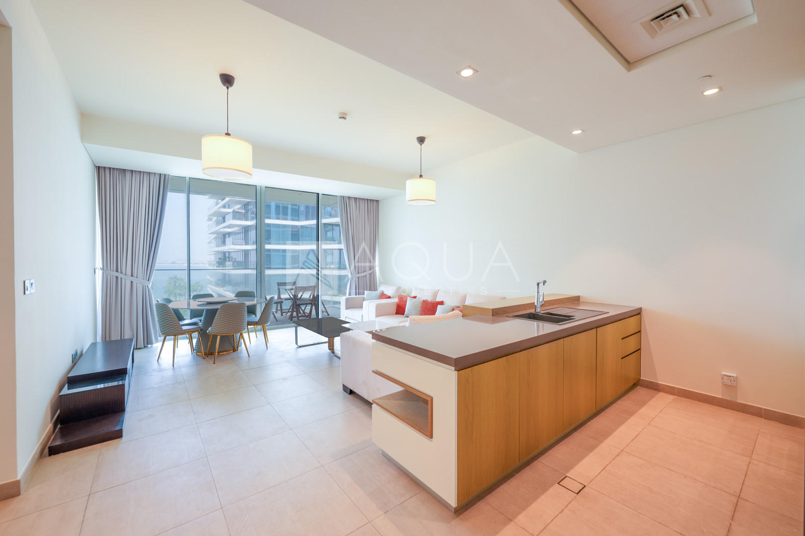 Bright Unit | Sea View | Spacious Layout