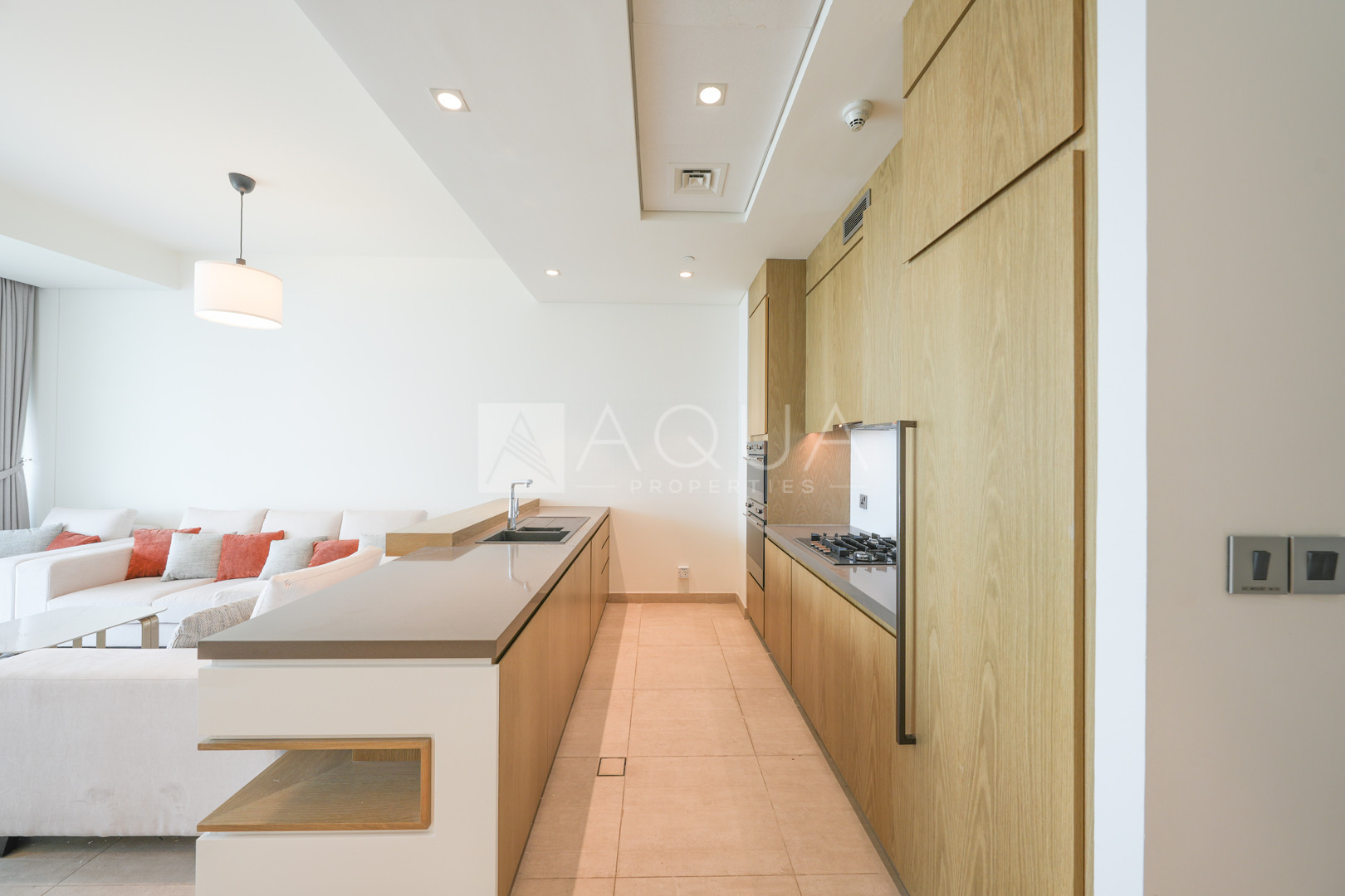 Bright Unit | Sea View | Spacious Layout