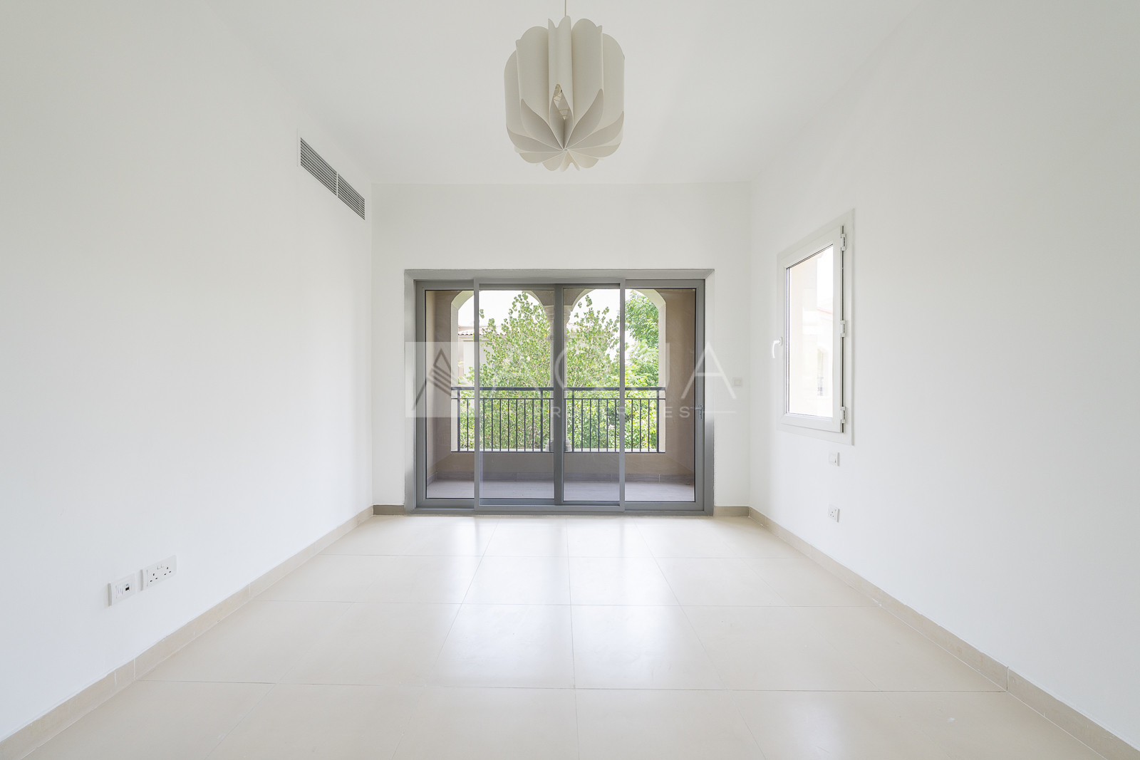 CORNER UNIT | NOTICE SERVED | 3 BED TYPE B